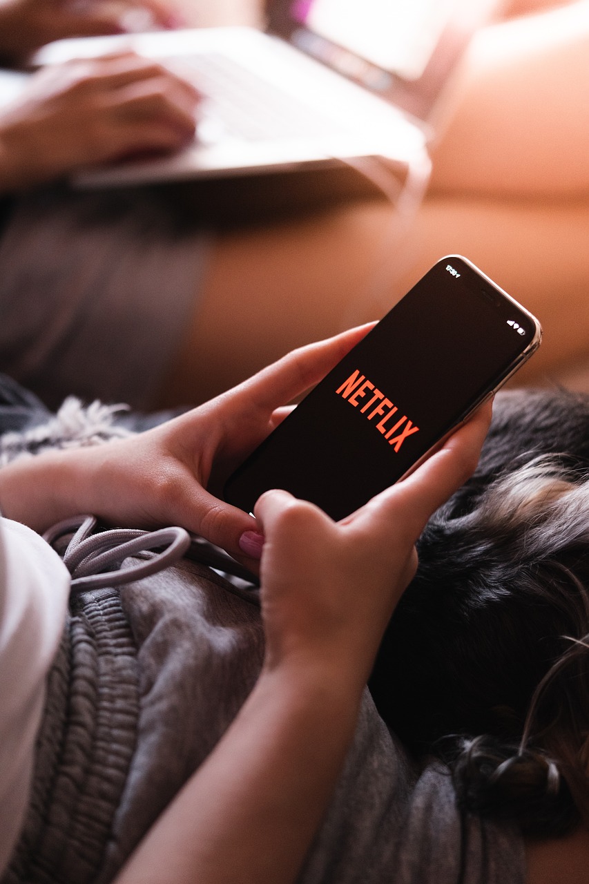 NetflixとAmazonプライムのコンテンツ比較はどれが優れているのか？