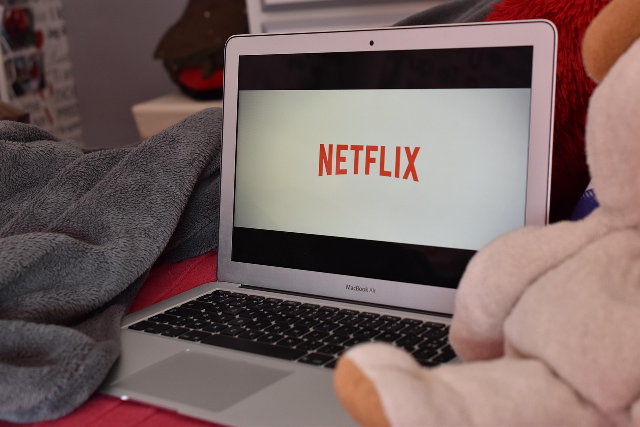 Netflixの登録方法を初心者向けにわかりやすく解説しますか？