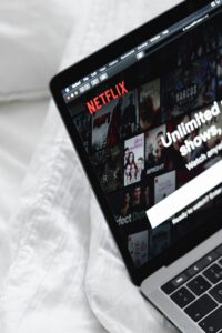 テレビでNetflixを見るやり方はどのようにすればいい？