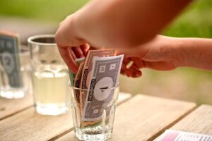 独占配信は本当に登録するべきか？