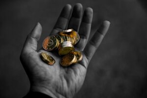 独占配信を短期間だけ見る方法は？